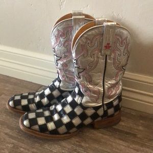 Tin Haul Silver and Black Boots